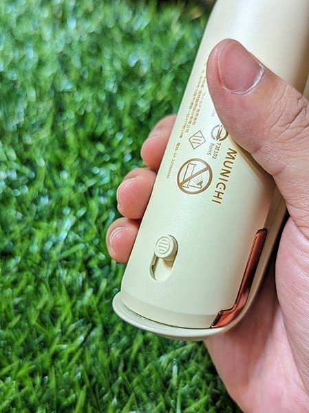 直捲兩用溫控無線離子夾MR.0932。MUNICHI 沐尼黑