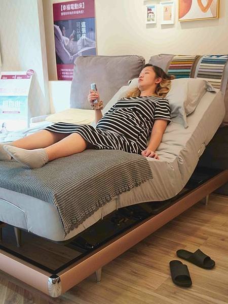 【減壓電動床分享】我們是幸福床店評價。新竹床墊推薦 免床架電