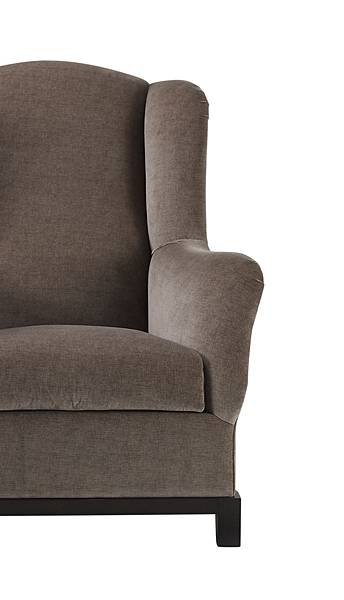 promemoria-madame-a-armchair-r-v