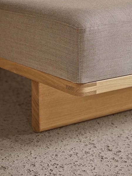bm0865-oak-oil-canvas2col244-detail-1