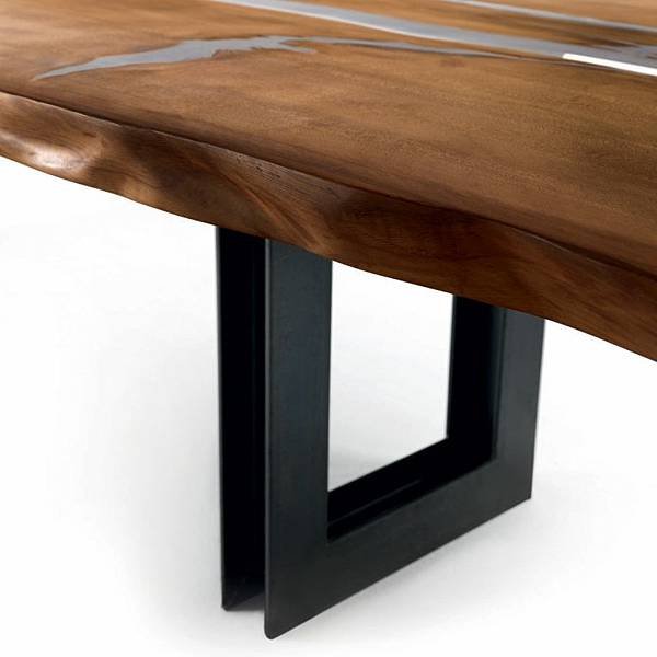 KAURI-BEAM_design-C.R.S.-RIVA1920-2-1-765x765