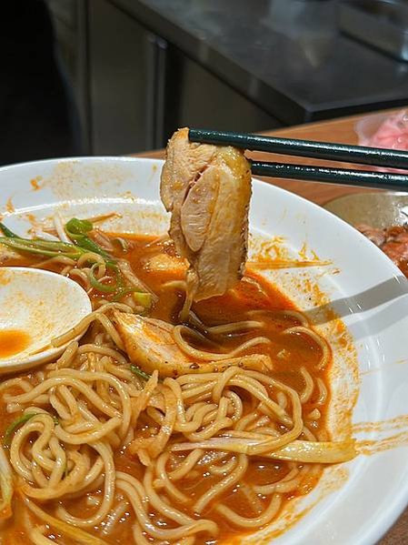 [台中西區]無魚Shrimp Ramen｜隱身在模範菜市場裡