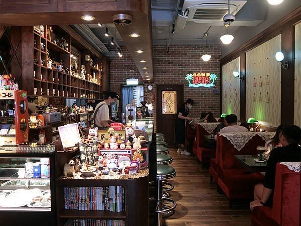 大橋頭捷運美食｜秋波名曲珈琲 - 日式喫茶店下午茶推薦，冰淇