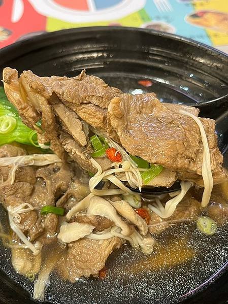 LINE_ALBUM_202328_230210_22
