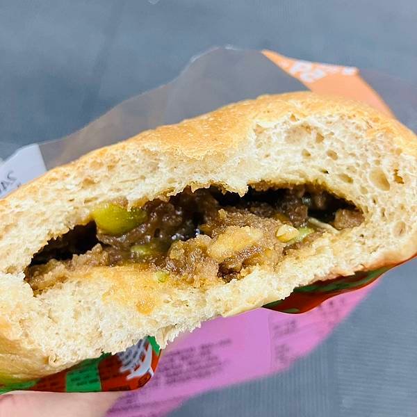 全家x金家ㄟ 釜山糖餅風味麵包