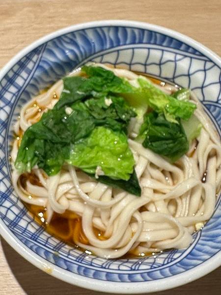 人和食物氣質就不同~~東引小吃女婿店和南西東引快刀手