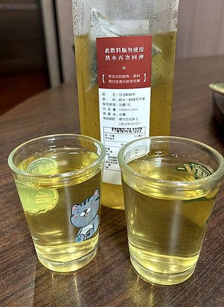 高雄活蝦餐廳推薦｜【四兩千金活蝦之家】招牌活蝦料理&amp;創意功夫