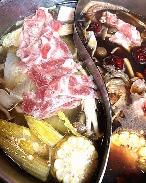 新埔和牛火鍋｜【大魔大滿足鍋物-板橋民生店】，號稱板橋火鍋霸