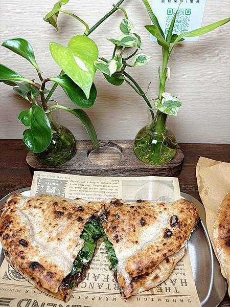 台北蔬食pizza，蔬食三明治｜【Eating Love 酸