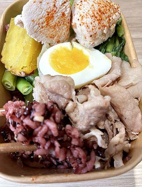 西湖健康餐盒｜【輕靚美】輕食餐盒X機能蔬果飲（台北內科店），