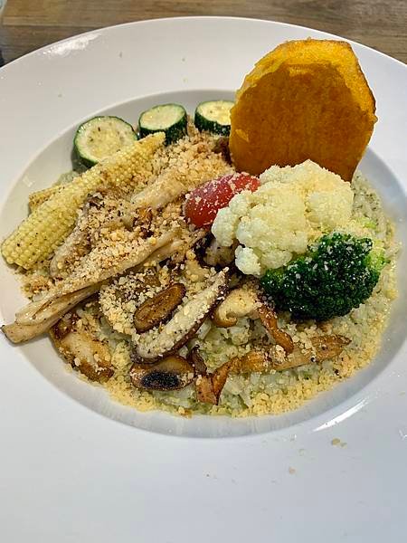 推薦！新竹火車站附近平價美味的素食餐廳「森活原素 V Ele