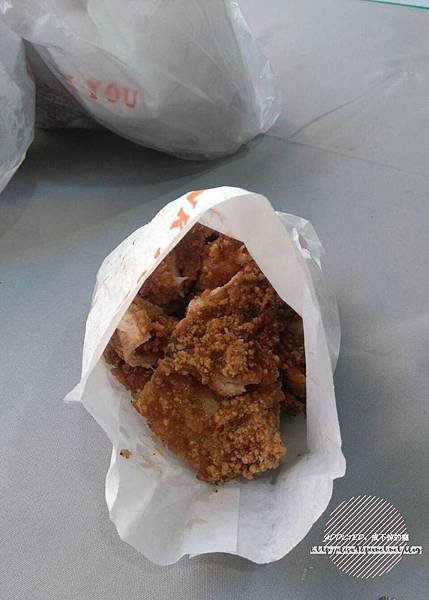 台中西區-[熊掌香雞排] ​​(已永久停業) 獨家秘方人氣香