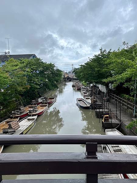 柳川－搭乘木筏穿梭在運河間欣賞美景/水上日式小店的抹茶冰淇淋