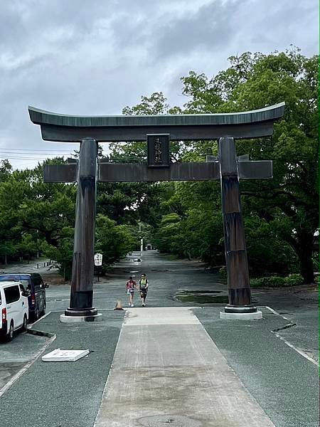 柳川－搭乘木筏穿梭在運河間欣賞美景/水上日式小店的抹茶冰淇淋