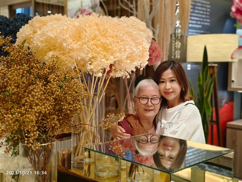 南港.六福萬怡酒店-敘日 全日餐廳/十月天秤座壽星家庭慶生會