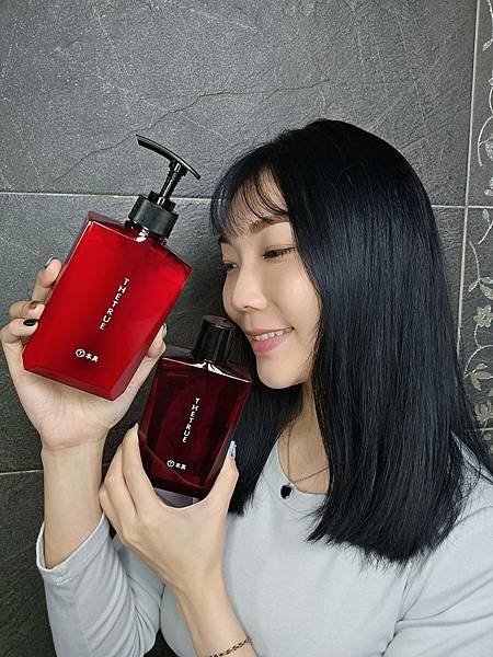 稀疏髮、細軟髮的最愛【本真THETRUE】玫瑰香氛養髮洗護組