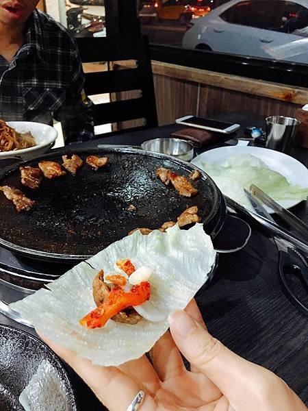 &lt;食記-桃園蘆竹&gt;位於學區美食-韓式鍋蓋烤肉-韓鼎