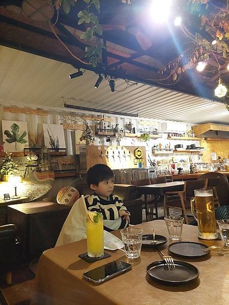 &lt;食記-桃園青埔&gt;2023青埔秘境酒吧-飲居 Behide(
