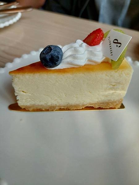 &lt;食記-桃園市桃園區&gt;連男人都愛的下午茶店-翻轉甜點((絕對