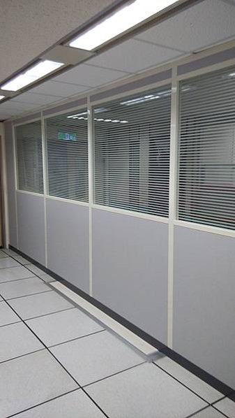 B33