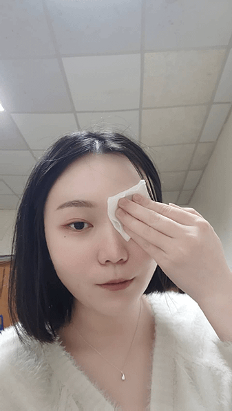 來分享最近喜歡好物，韓國美妝推薦：AGE20&apos;S 爆水粉餅＆