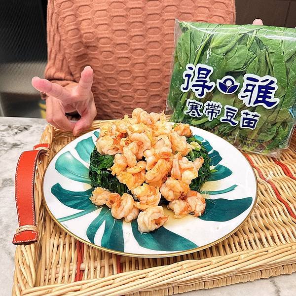 一包60的豆苗我媽神還原鼎泰豐冬季限定最貴的豆苗蝦仁(食譜做