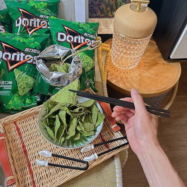 香菜撲鼻超夠味!!!!!!Doritos多力多滋香菜口味玉米