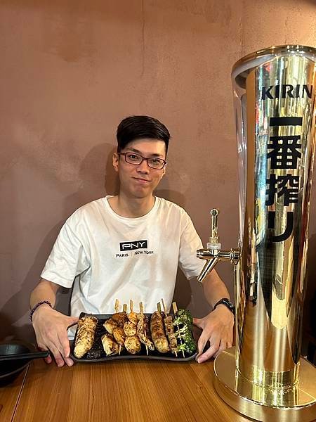 三重跟蘆洲都有開柒息地串燒居酒屋！台灣最用心的烤肉醬，熱熱的