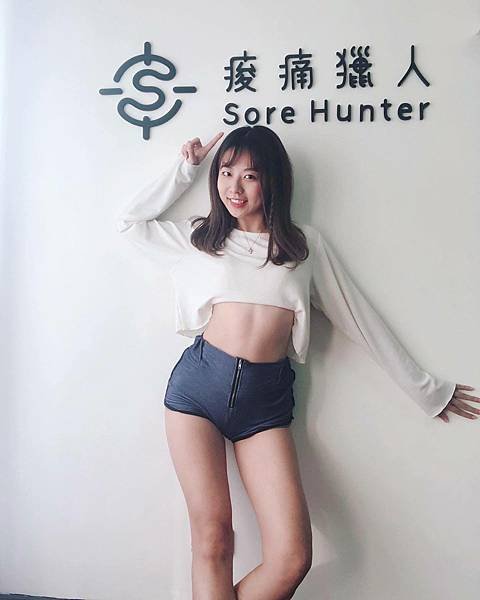 50F08C9B-637D-414A-BB9D-C4FAC82FE8AC