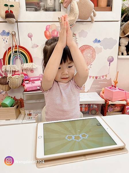 快樂學習｜線上英文學習 APP Jiligaga 幼見英語