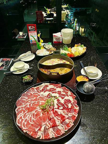 肉多多火鍋 三多店17