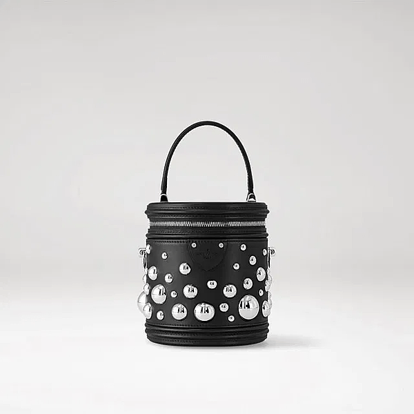 Louis-Vuitton-x-Yayoi-Kusama-Cannes-in-black-taurillon-leather-with-3D-silver-toned-metal-half-spheres-768x768