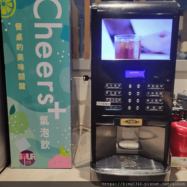 蘆洲火鍋推薦饗食鍋火烤兩吃超平價299就有多種自助吧吃到飽!