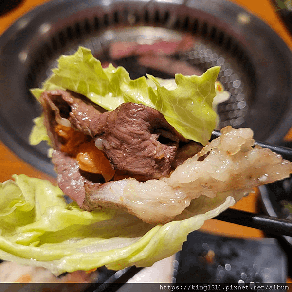 高雄燒肉吃到飽慶花苑日式燒肉,頂級和牛可以選擇,只要加599