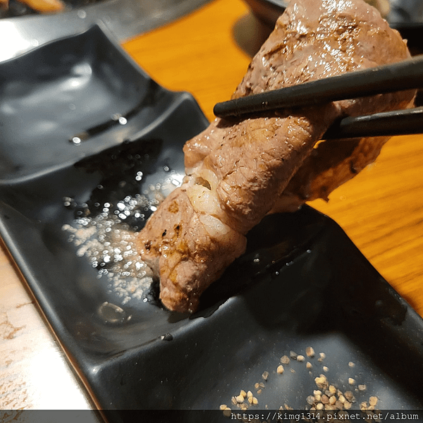 高雄燒肉吃到飽慶花苑日式燒肉,頂級和牛可以選擇,只要加599