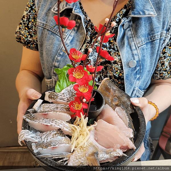 新莊火鍋推薦椛宅鍋物涮食288元就可以吃到精緻鍋物,必點蛤蠣