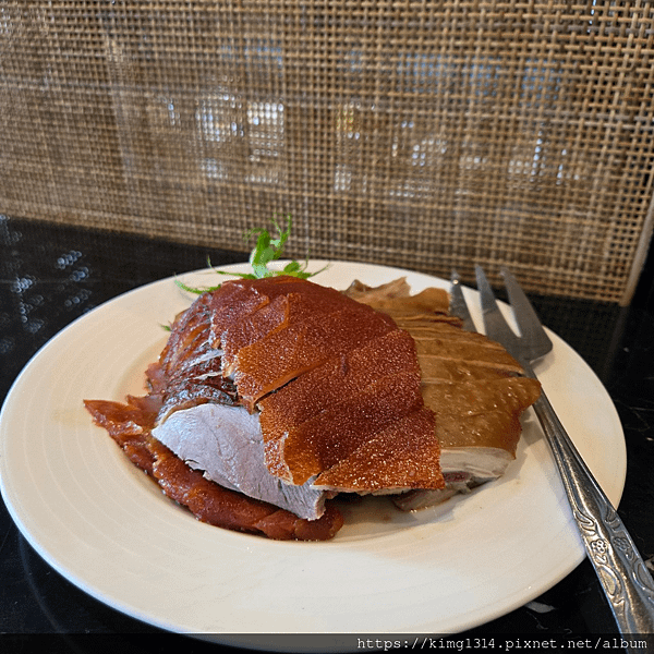 高雄新興區港式珍珠坊高雄福華大飯店,超時尚裝潢~港點高雄港式