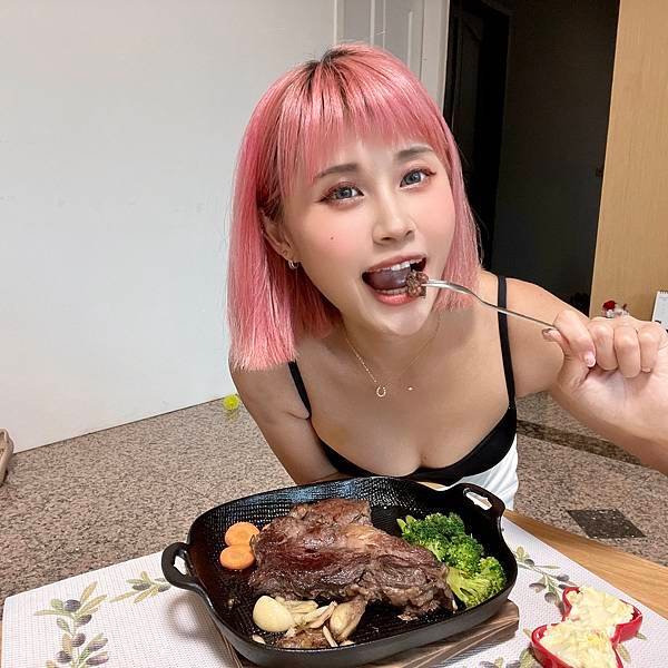 【第一牛肉OneBeef評價】宅配美食開箱：冷食熱食皆宜的油