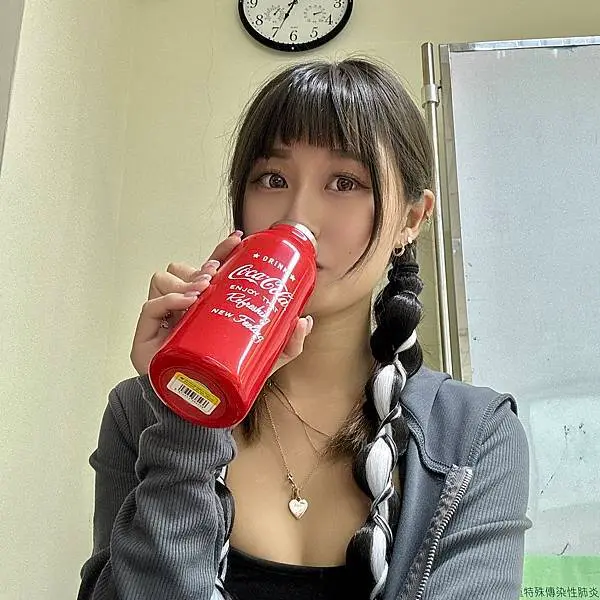NONOO 可口可樂大容量吸管杯隨身瓶！