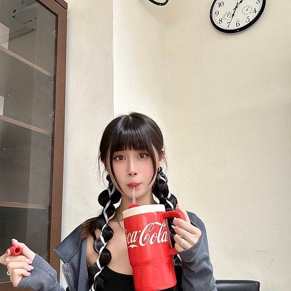 NONOO 可口可樂大容量吸管杯隨身瓶！