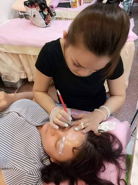 霧眉上麻藥