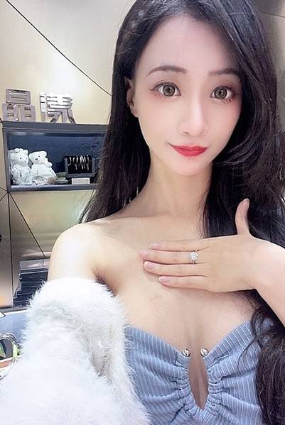 台中GIA鑽戒-晶樣金飾銀樓
