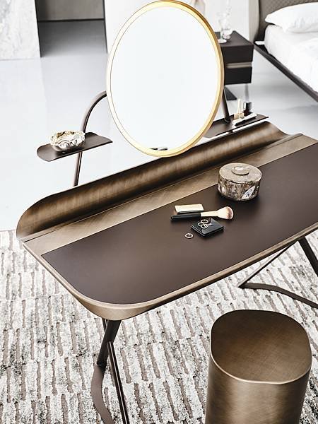 cattelan trousse desk_4