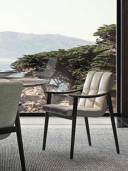 minotti Fynn dining armchair_1