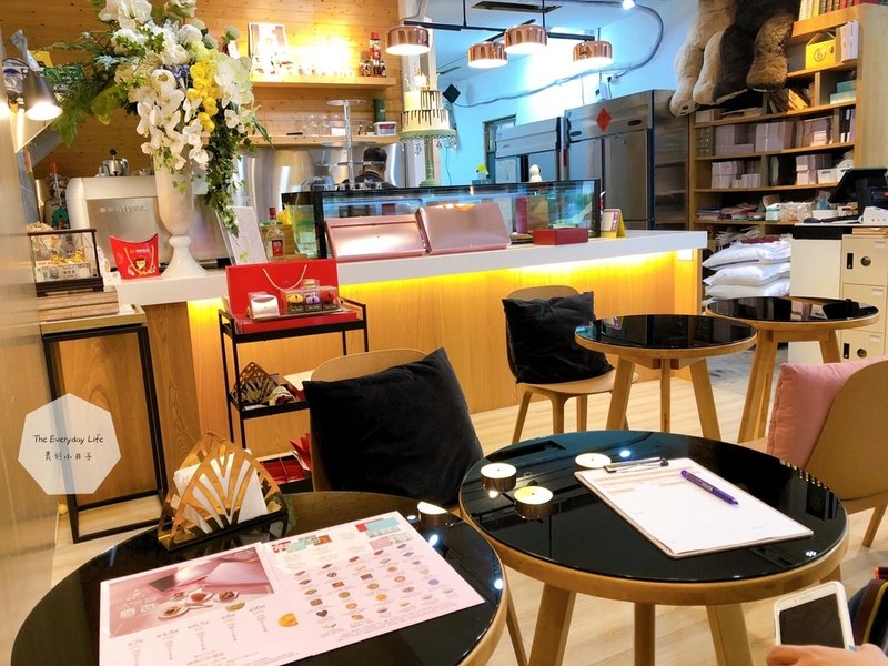 台中手工喜餅推薦,台中法式手工喜餅推薦,台中手工喜餅試吃,威廉公主喜餅,威廉公主喜餅試吃,威廉公主喜餅ptt,威廉公主評價,威廉公主喜餅價格價錢,Princess 喜 餅,台中婚禮規劃佈置,台中婚禮派對CandyBar,台中婚禮規劃佈置生日派對,台中法式餐點甜品下午茶,台中精緻手工喜餅推薦 (17).jpg
