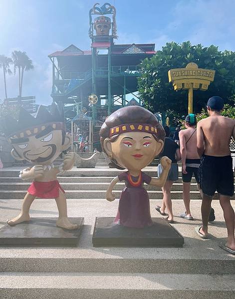 台中后里麗寶樂園（水陸暢玩兩日券搭配福容飯店or賽車旅店住宿