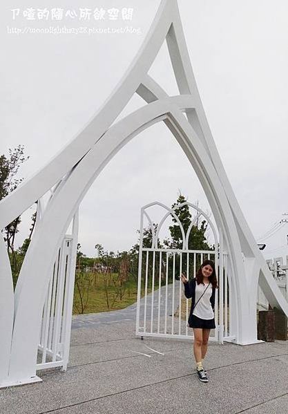 【旅遊|嘉義】人造美景之布袋高跟鞋教堂