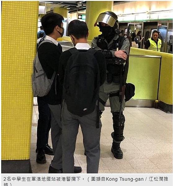 11.17 香港-理工大學現場，香港警方首次出動音波炮，警告
