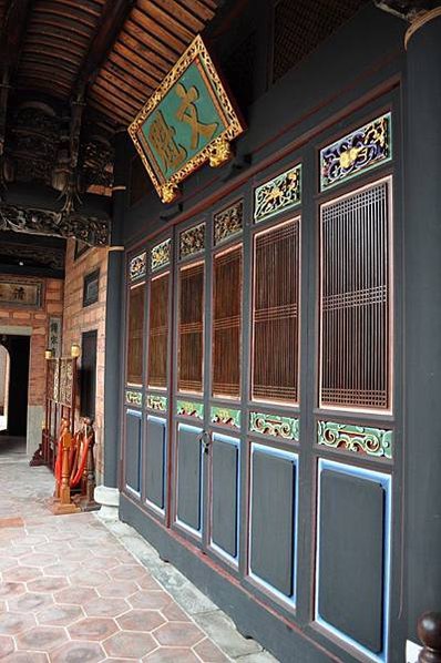 客家人李騰芳古宅典型紹安客家建築，又稱為李金興古宅或李舉人古