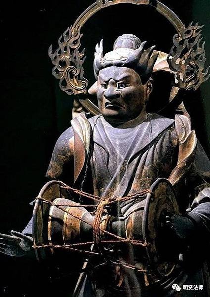 監齋菩薩（灶君）大聖緊那羅王菩薩「歌神」（歌樂神），即漢傳佛
